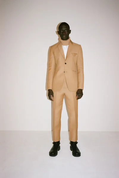 Look 48